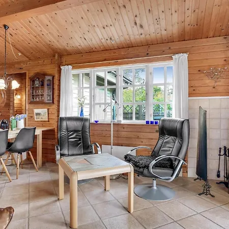 3 Bedroom Gorgeous In Jerup