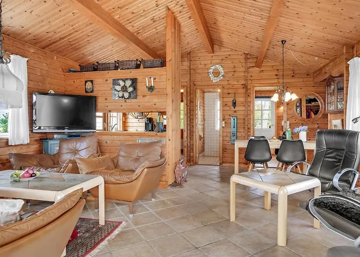 3 Bedroom Gorgeous In *