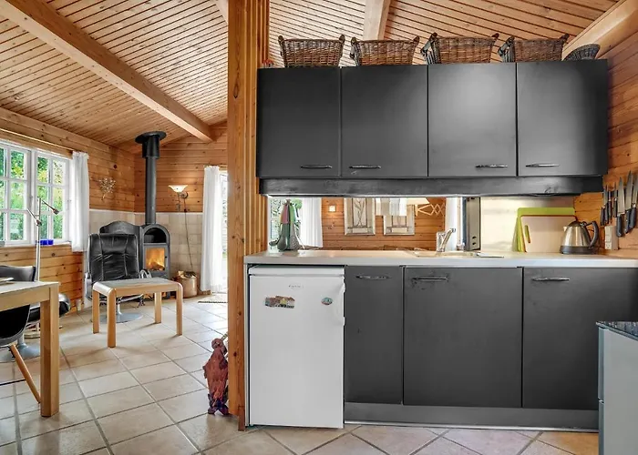 Semesterbostad 3 Bedroom Gorgeous In