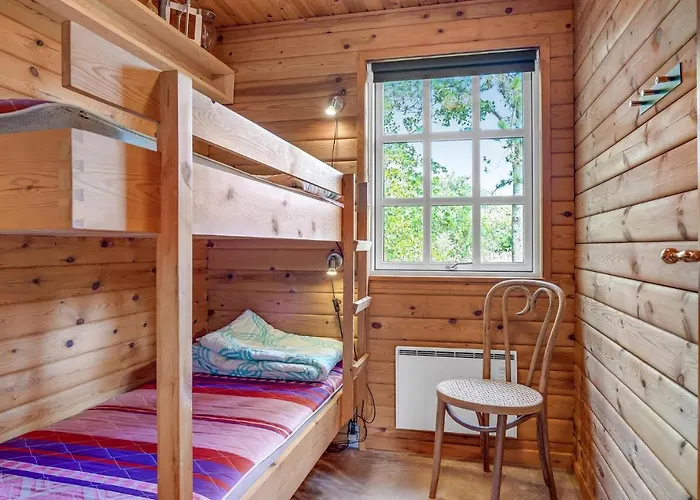 3 Bedroom Gorgeous In Semesterbostad Jerup